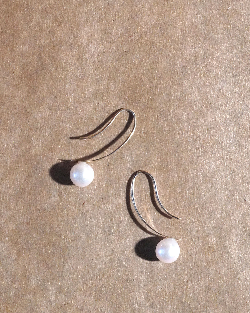 bang pearl hook pierce