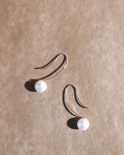 bang pearl hook pierce