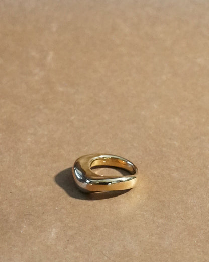 flowing ring 2 YG