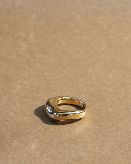 flowing ring 2 YG