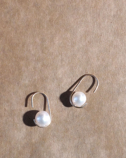 minimum pearl pierce
