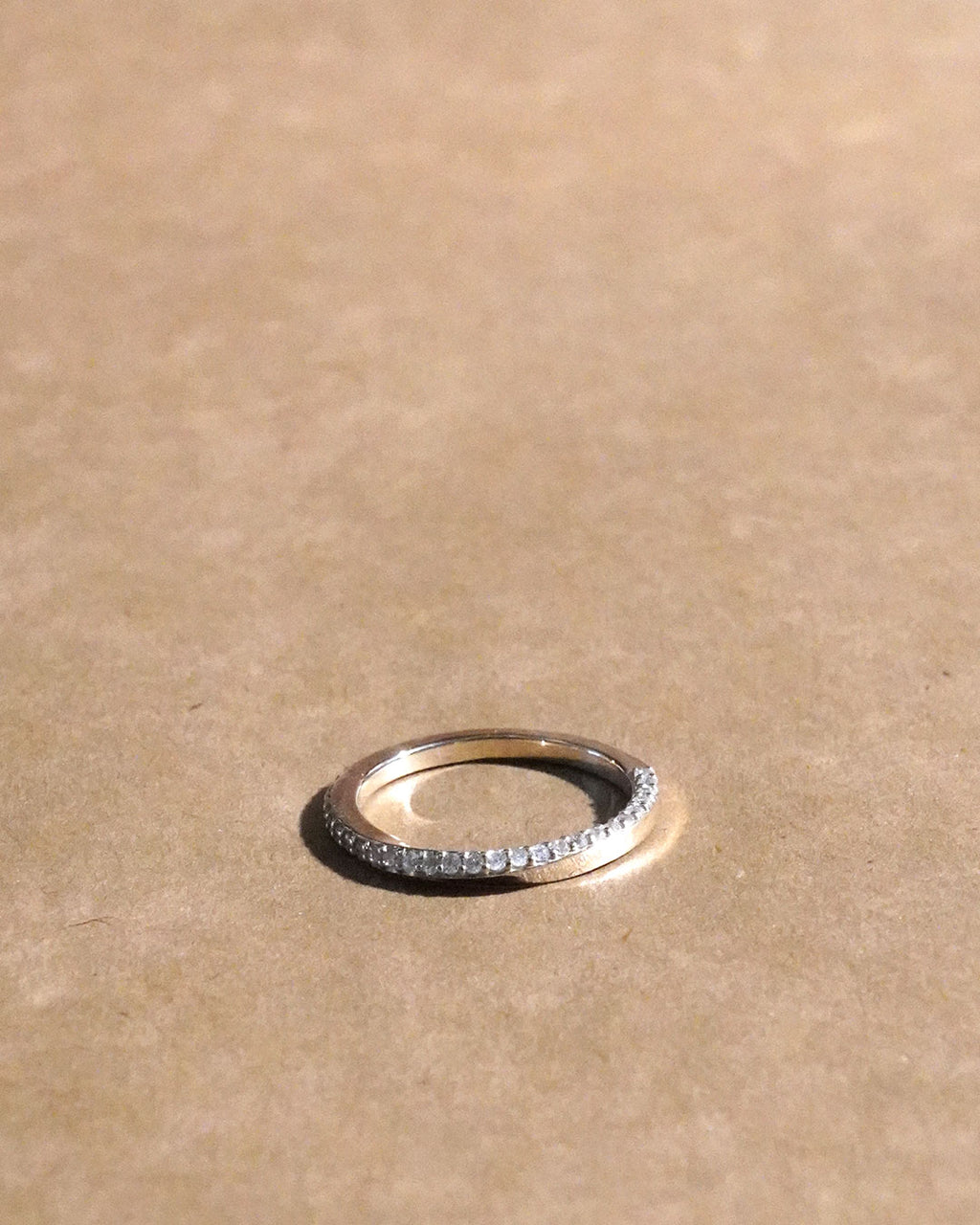 mobius dia ring