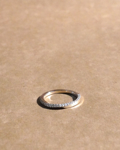 mobius dia ring