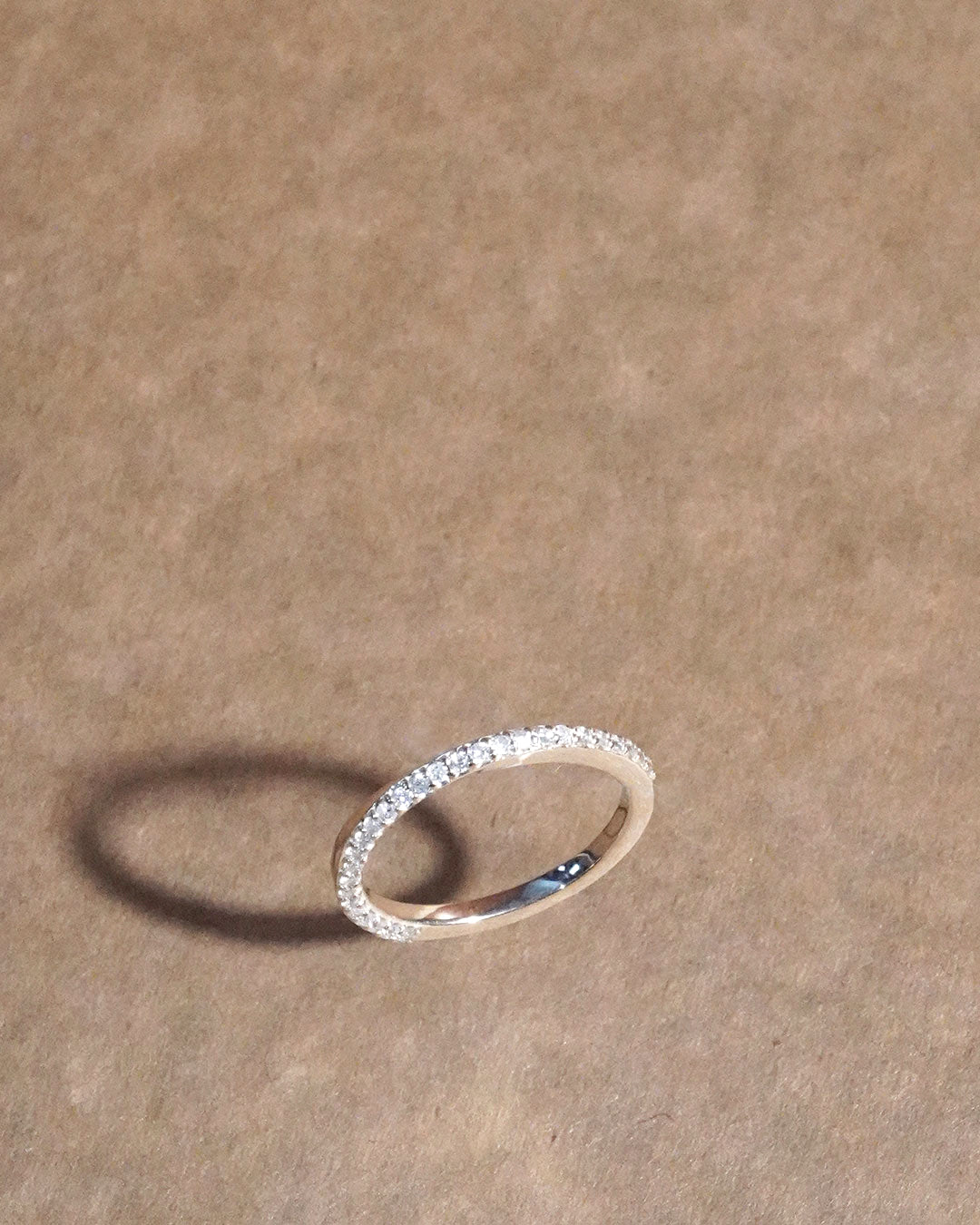mobius dia ring