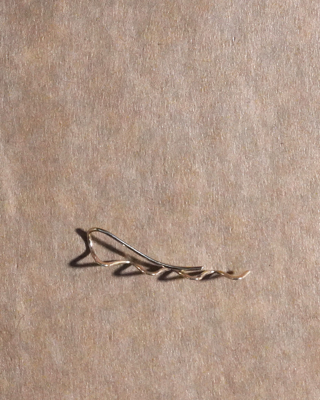 wave ear clip